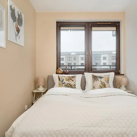 Apartament Modern With Balcony In By Renters Wrocław