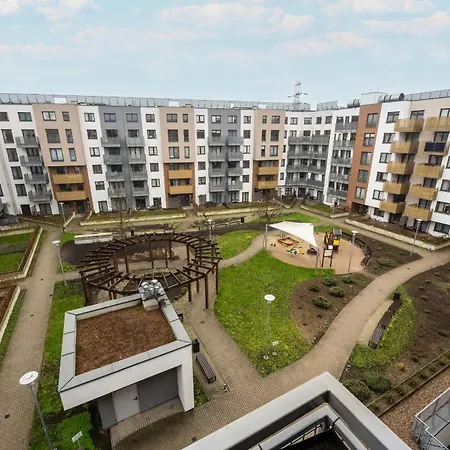 Modern With Balcony In By Renters Apartament Wrocław